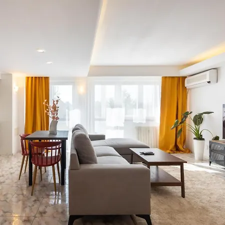 Unirii Golden Apartamento *